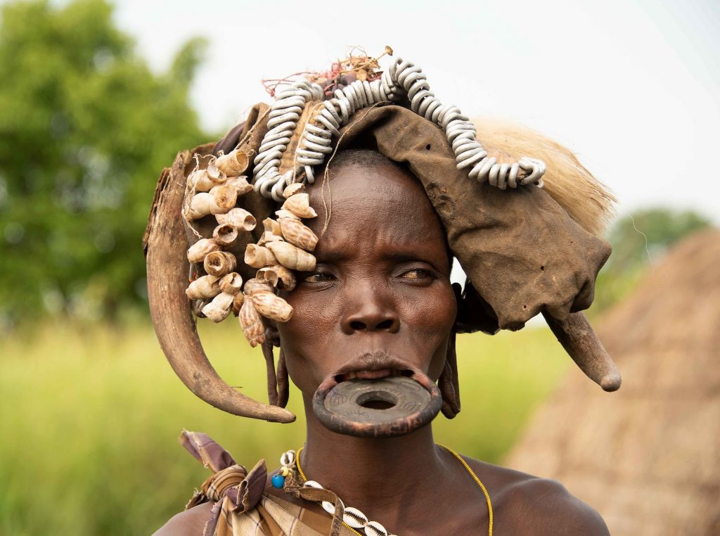 Viaggio da Nairobi ad Addis Abeba
donna mursi