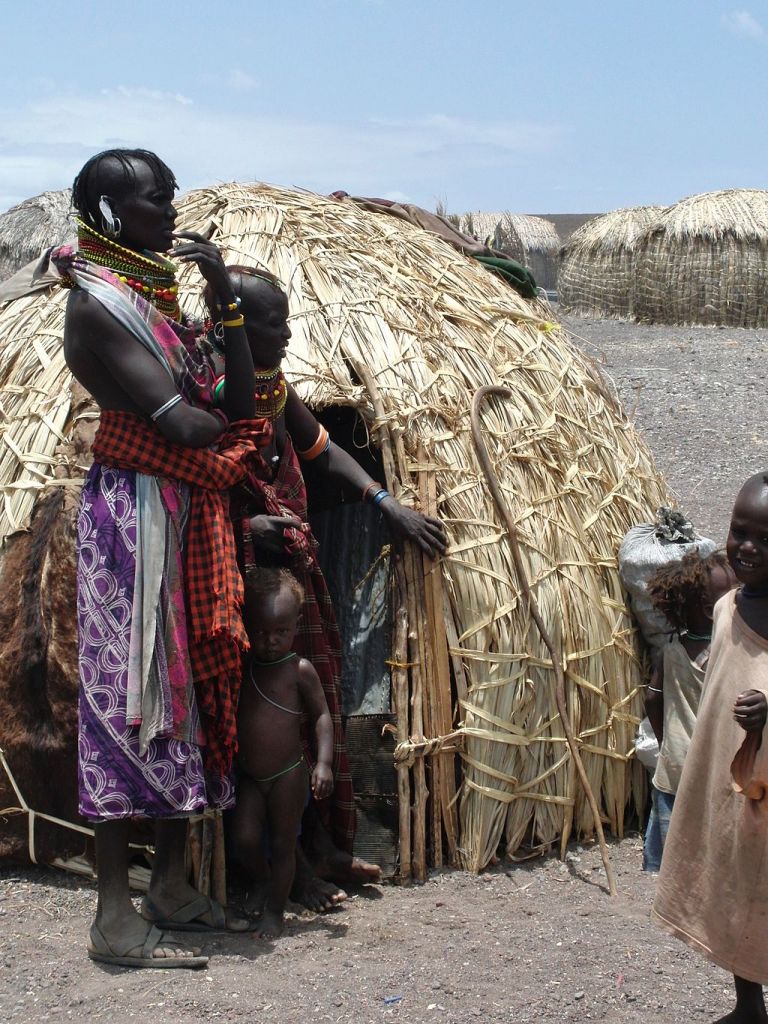 Viaggio da Nairobi ad Addis Abeba
villaggio della Turkana Tribe in Kenya